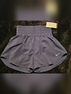 Nike Women’s Small Navy Blue Shorts